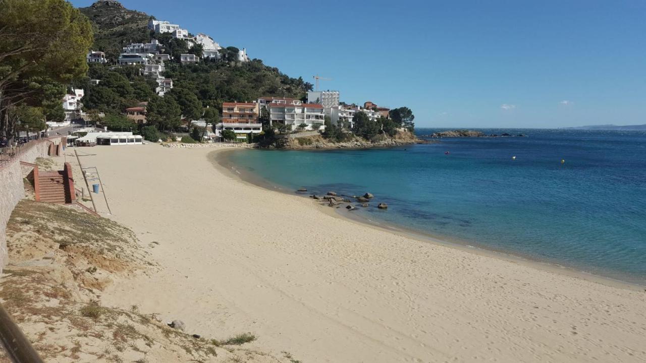 Precioso Apartamento A Menos De 100M De La Playa Roses Eksteriør billede